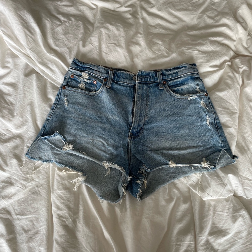 Abercrombie Mom’s Shorts, US30